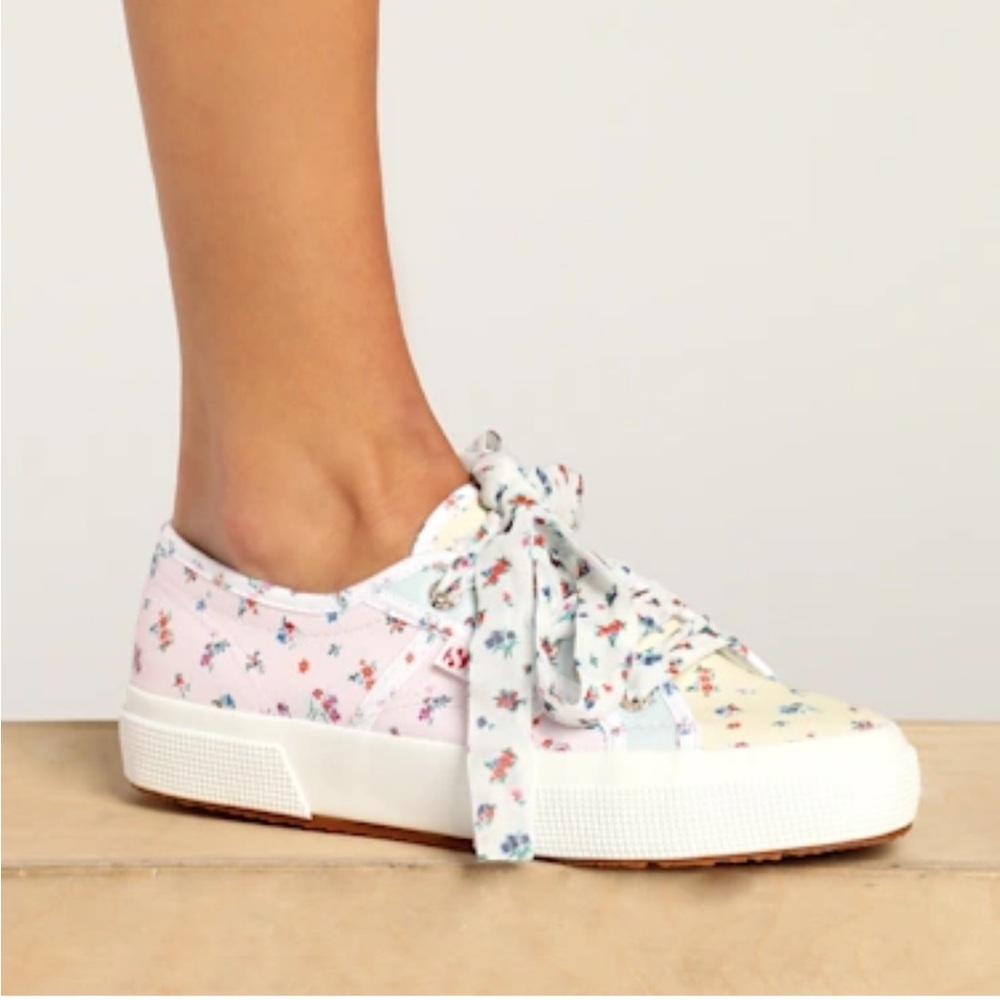 Superga 2750 Flower Sneakers Mixed Pastel Flower Print Canvas Lace-Up Trainer 8 - Picture 12 of 12